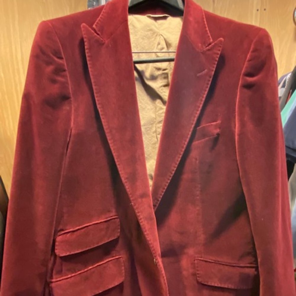 Banana Republic Maroon Velvet Smoking Jacket, Size 42R